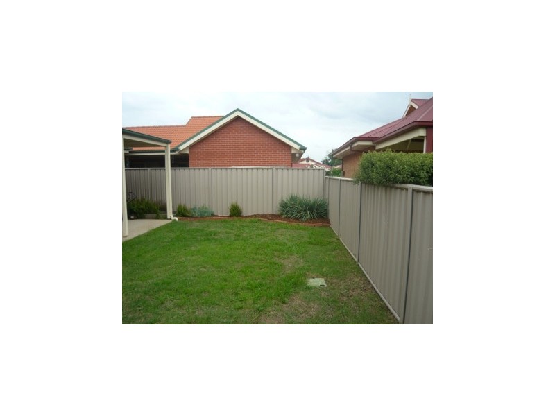 1/543 Ashford Street, Lavington NSW 2641