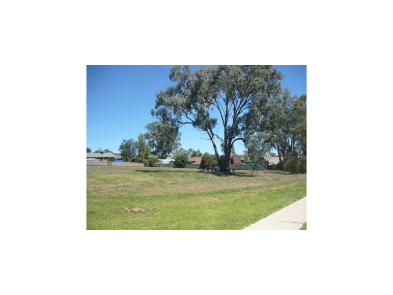 468 – 472  Wagga Road, Lavington NSW 2641