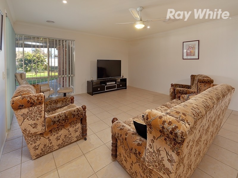 45 East Street, Howlong NSW 2643