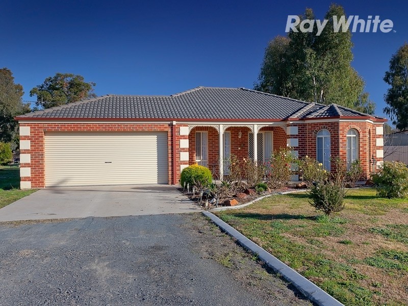 45 East Street, Howlong NSW 2643