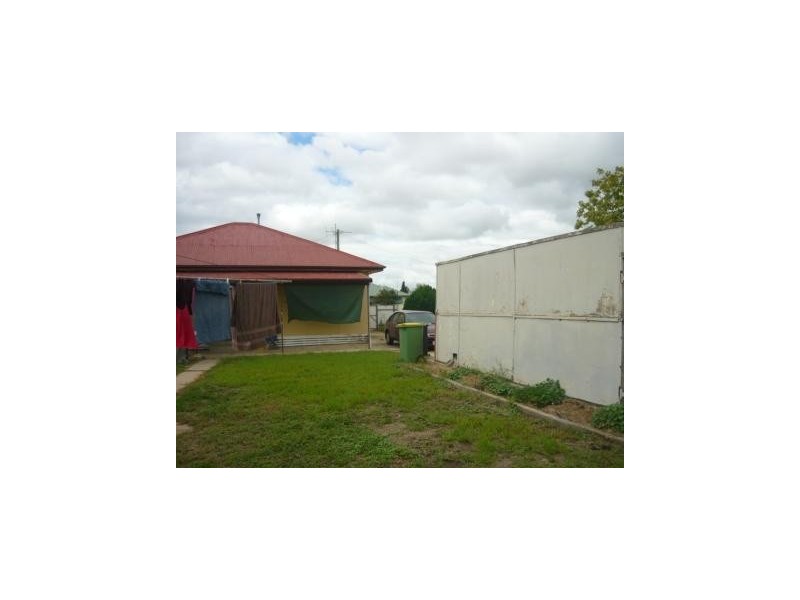 1011 Bralgon Street, Albury NSW 2640