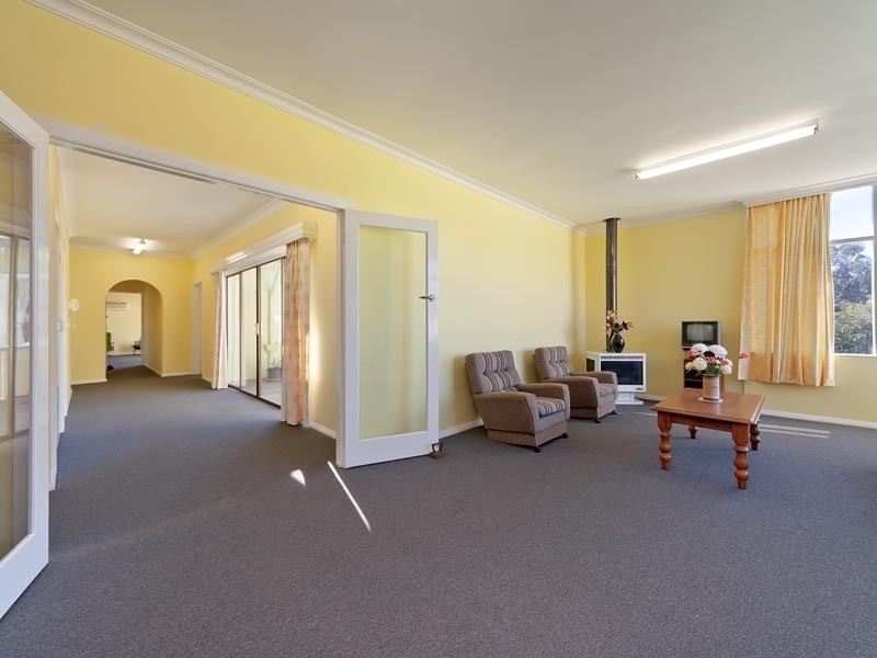 148 Clarke Street, Howlong NSW 2643
