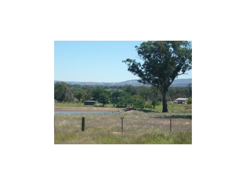 80 Alexandra Way, Albury NSW 2640