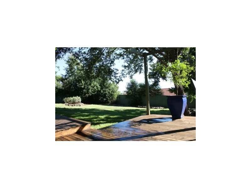 5 Valley View Drive, Albury NSW 2640