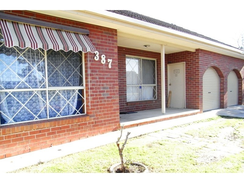 1/387 Kotthoff Street, Lavington NSW 2641