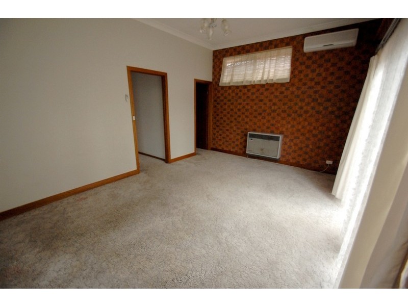 1/387 Kotthoff Street, Lavington NSW 2641