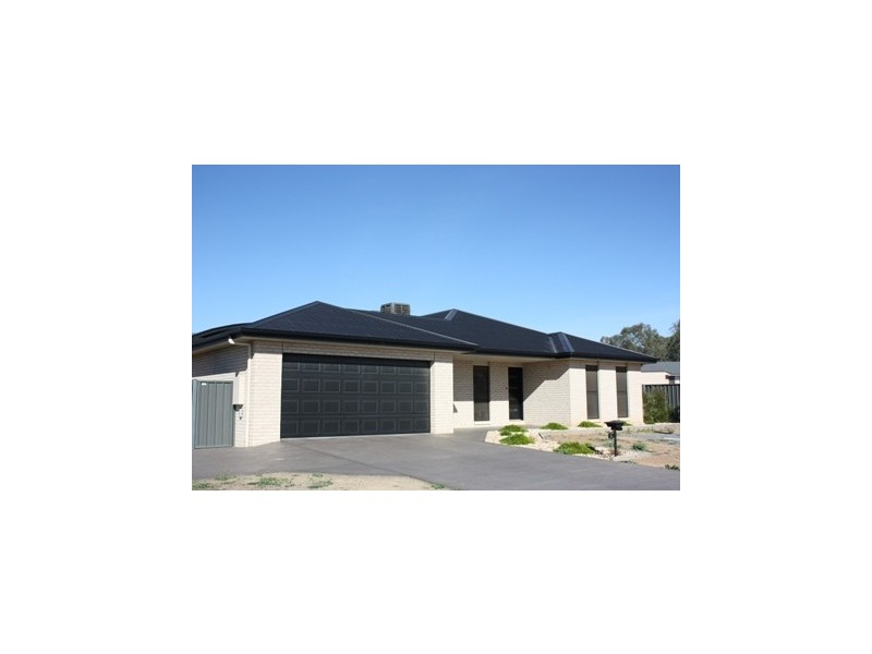 8 Sophia Close, Corowa NSW 2646