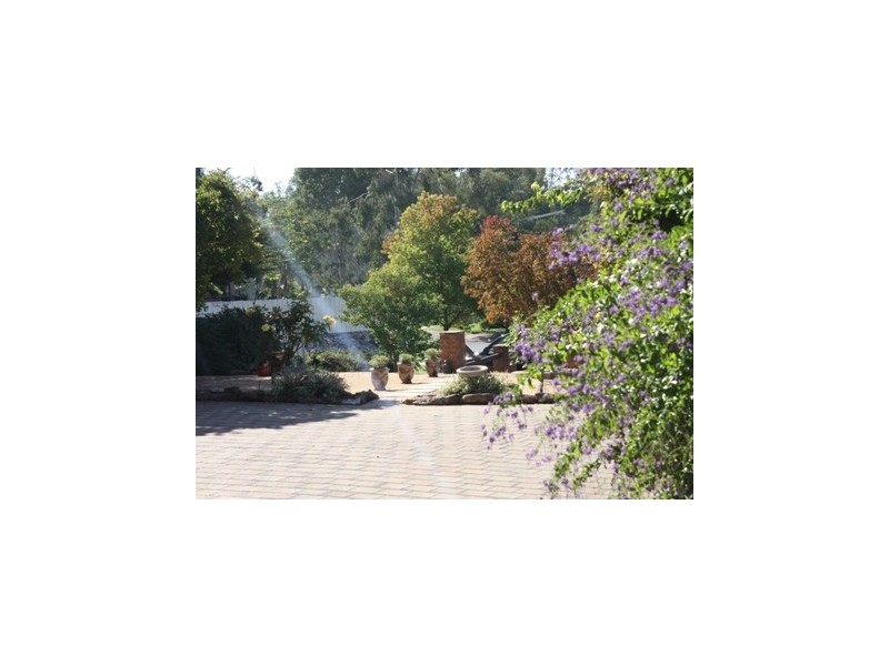 18 Talbot Crescent, Corowa NSW 2646