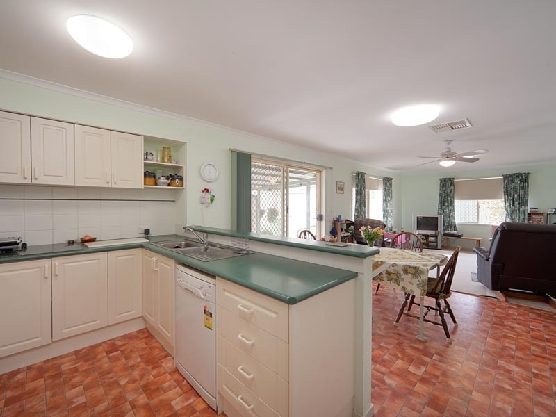 150 Hume Street, Howlong NSW 2643