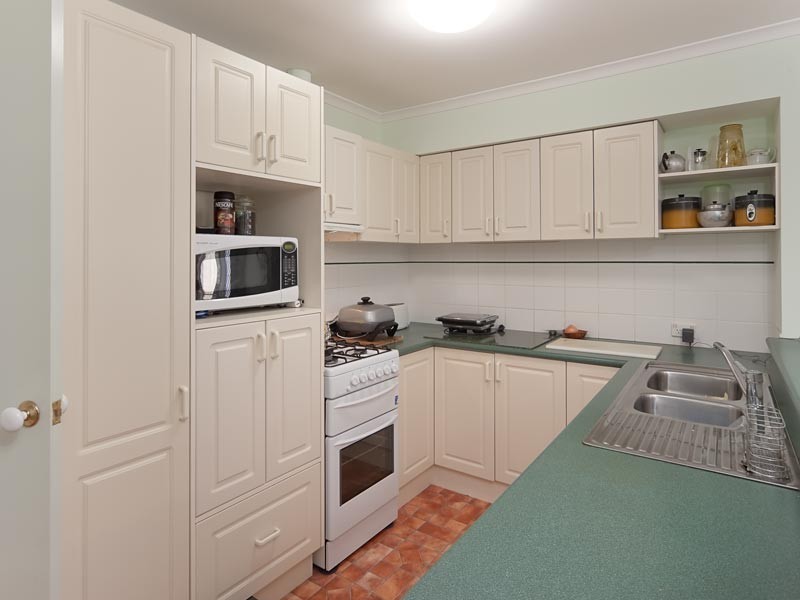 150 Hume Street, Howlong NSW 2643