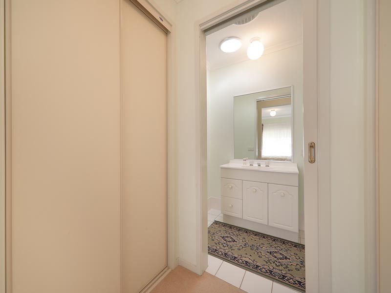 150 Hume Street, Howlong NSW 2643