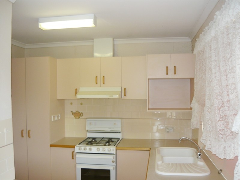 1/11 Graetz Court, Lavington NSW 2641