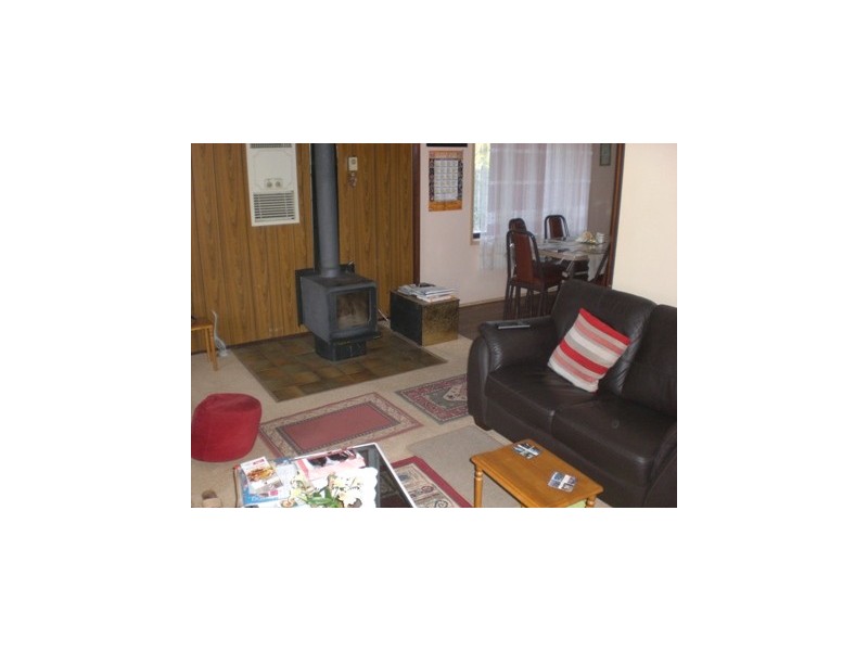 102-104 Jude Street, Howlong NSW 2643