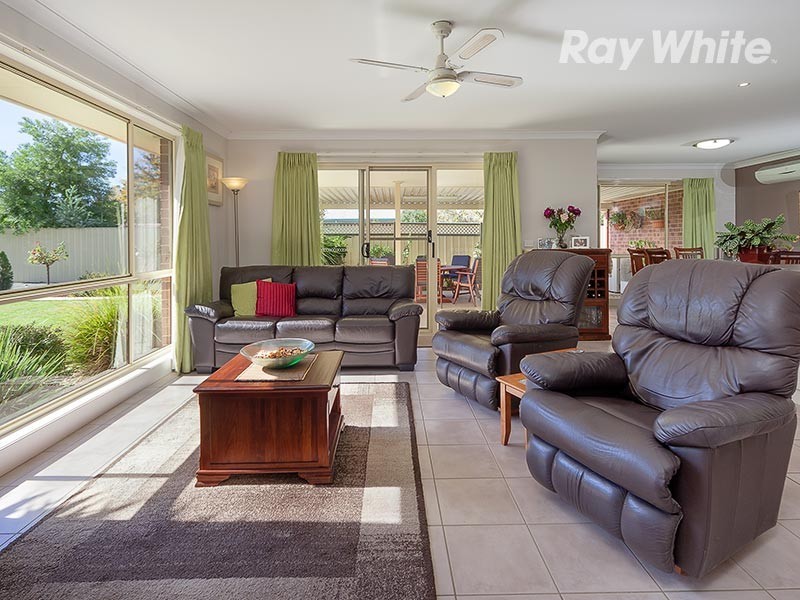175 Clarke Street, Howlong NSW 2643