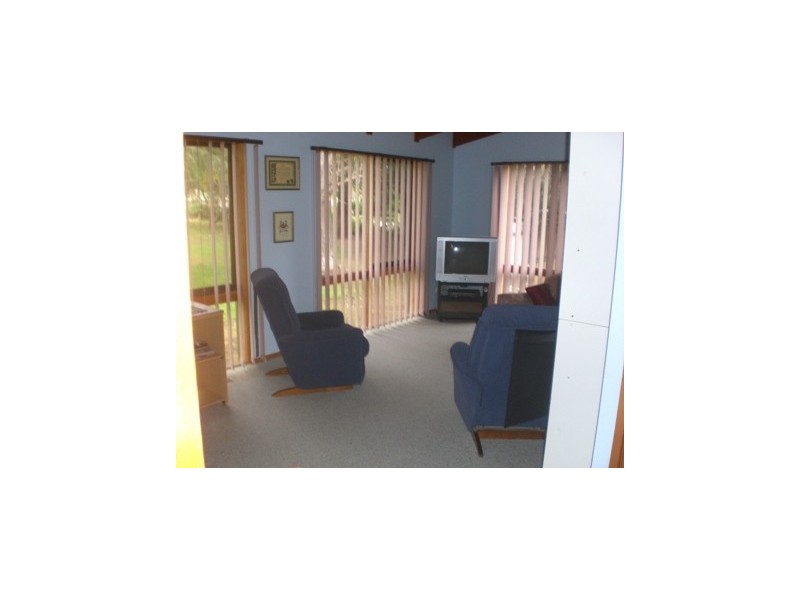 102 Victoria Street, Howlong NSW 2643