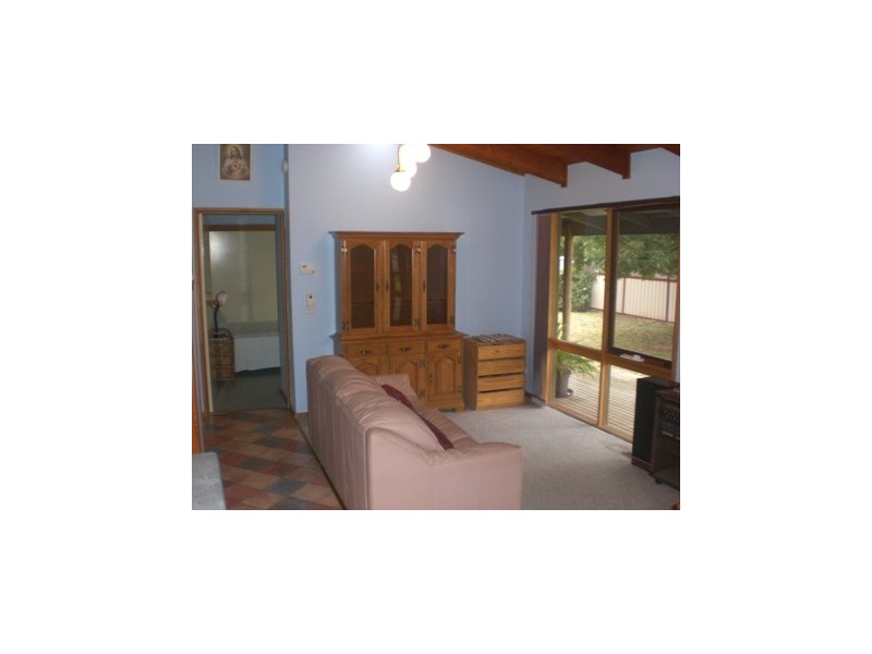102 Victoria Street, Howlong NSW 2643
