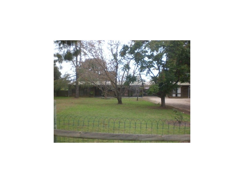 102 Victoria Street, Howlong NSW 2643
