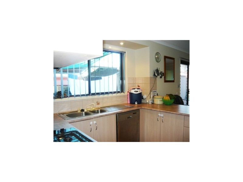 533 Schaefer Street, Lavington NSW 2641