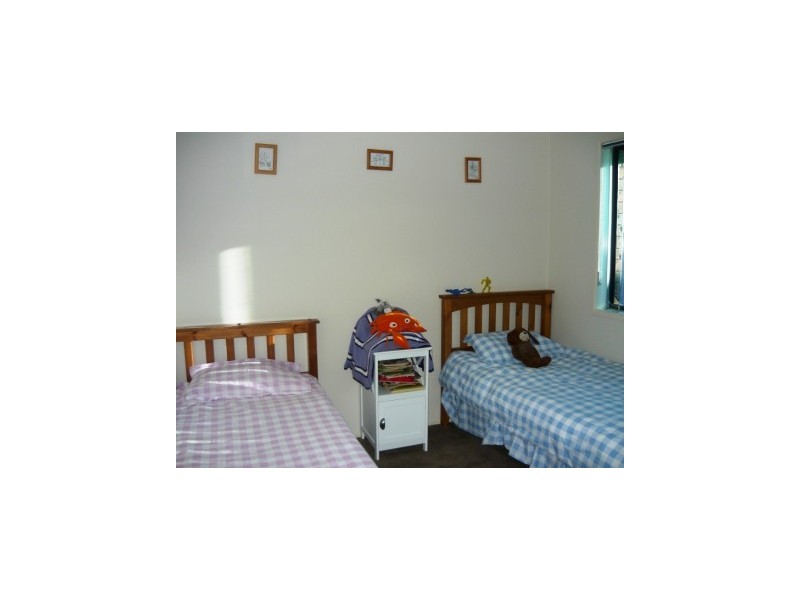 533 Schaefer Street, Lavington NSW 2641
