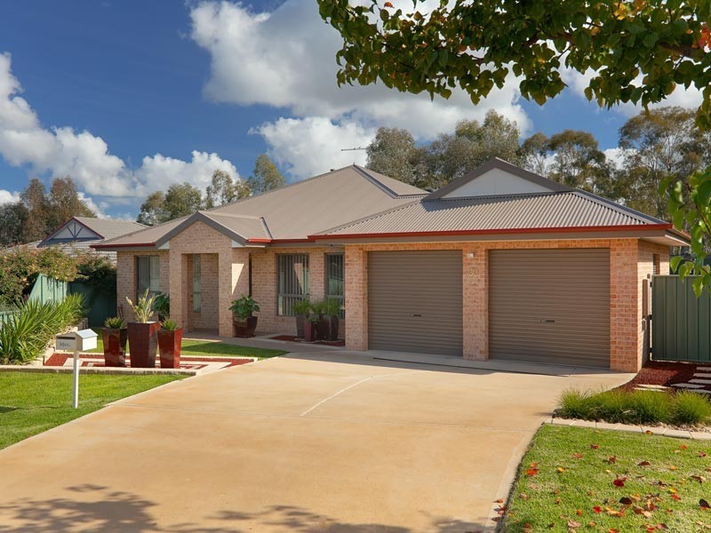 50  Winnell Court, Thurgoona NSW 2640