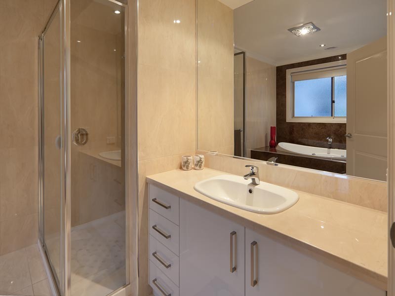 21 Klinberg Court, Albury NSW 2640