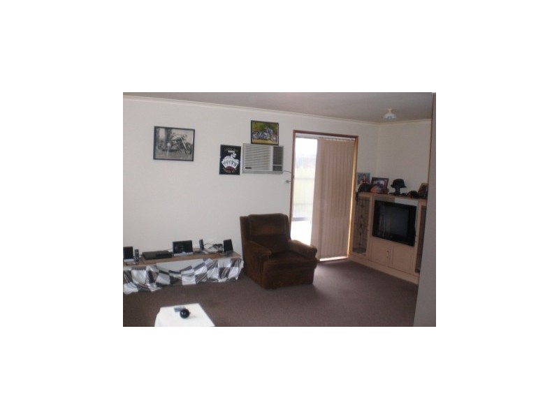 152 Jude Street, Howlong NSW 2643