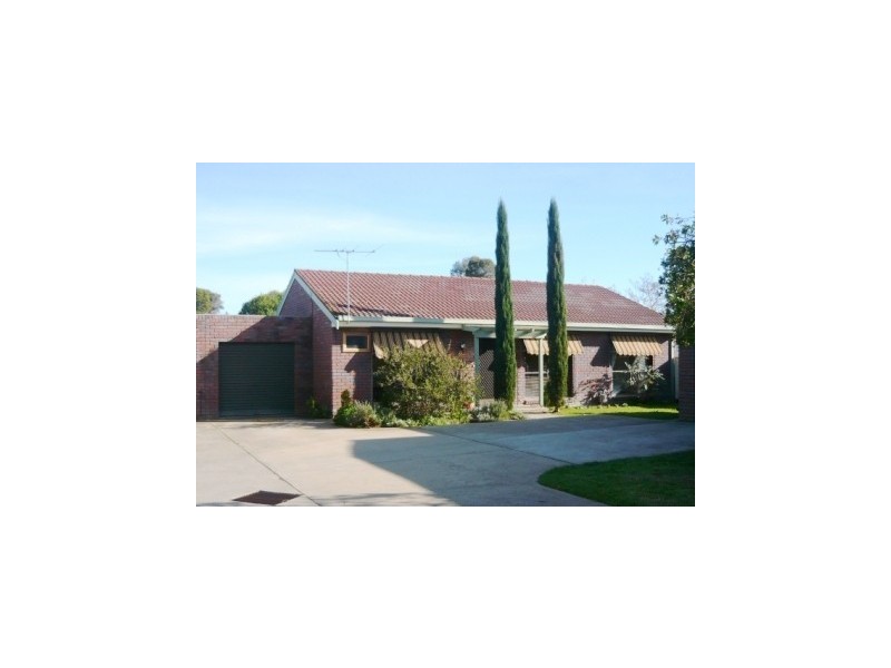 4/425 Bevan Street, Lavington NSW 2641