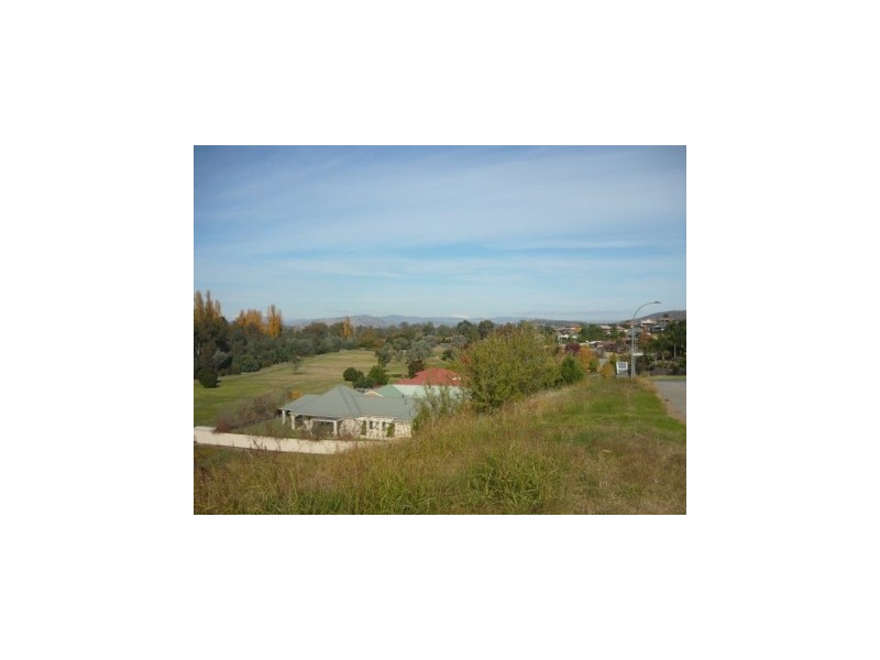 78 Michelle Avenue, Lavington NSW 2641