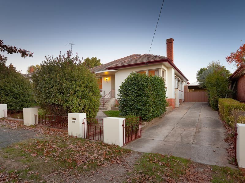 295 Mount Street, East Albury NSW 2640