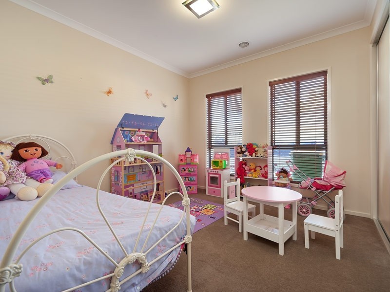 1 William Place, Howlong NSW 2643