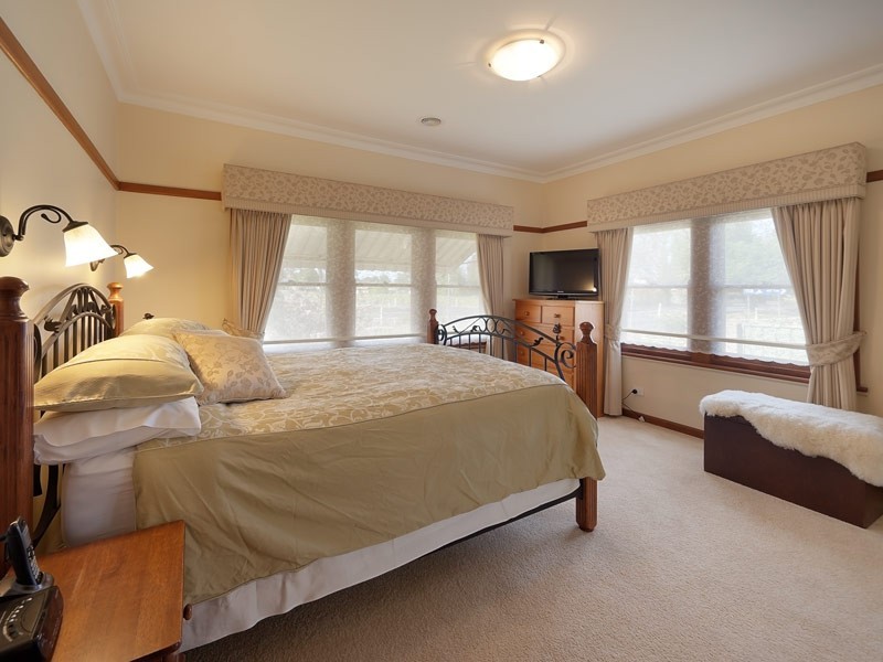 78 Hawkins Street, Howlong NSW 2643