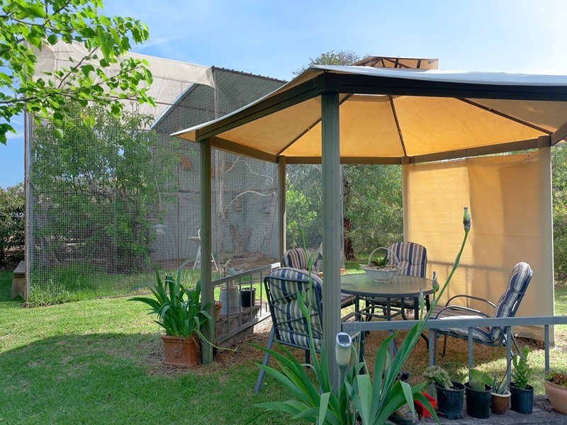 78 Hawkins Street, Howlong NSW 2643