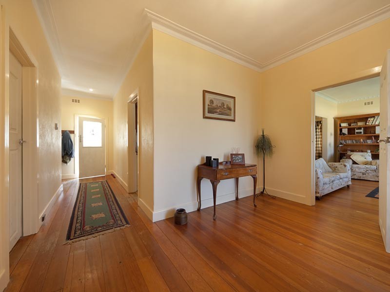 96 Balfour Street (Culcairn), Albury NSW 2640