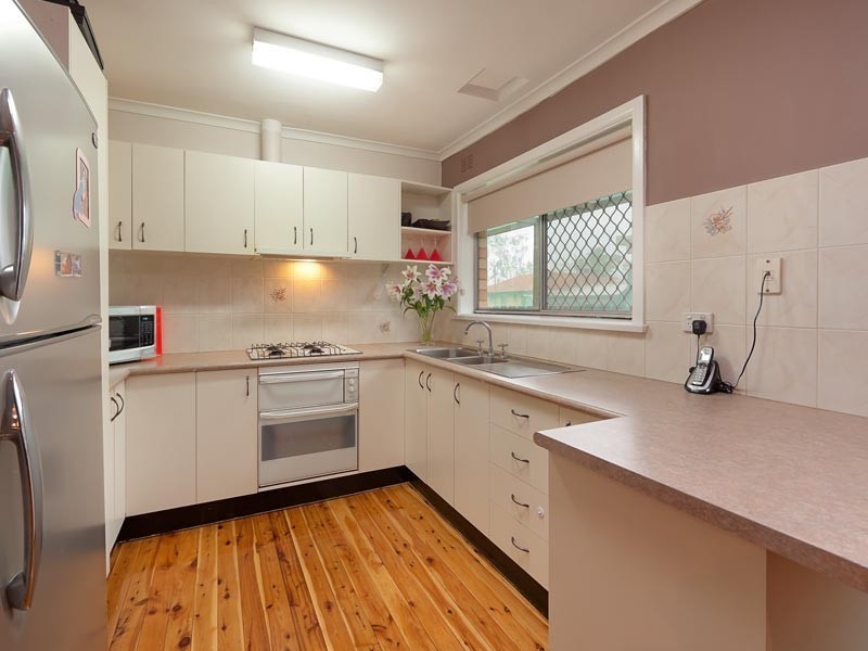 465 McDonald Road, Lavington NSW 2641