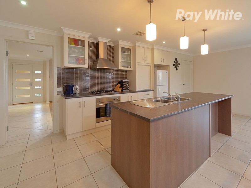 19 Treecreeper Street, Thurgoona NSW 2640