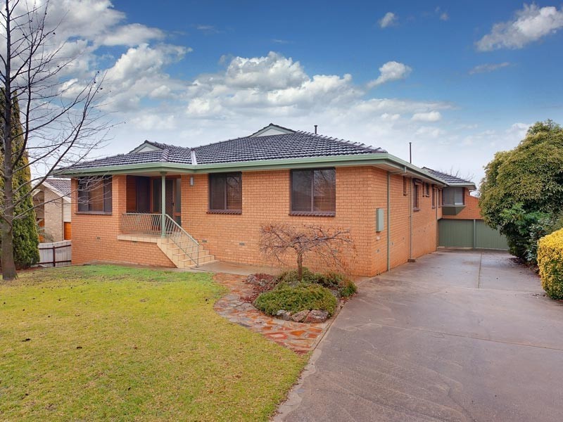 286 Bimbadeen Avenue, East Albury NSW 2640