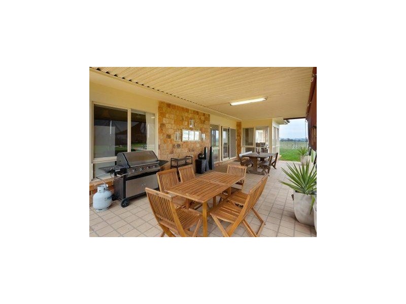 12 Sarah Street (Gerogery West), Albury NSW 2640