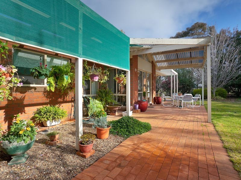 “Meryla” Holbrook Road, Albury NSW 2640