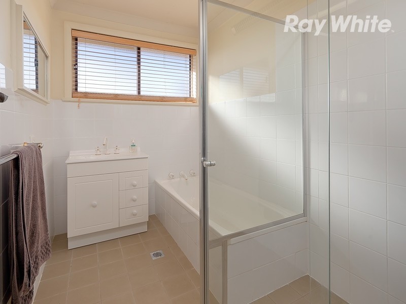102 Pell Street, Howlong NSW 2643