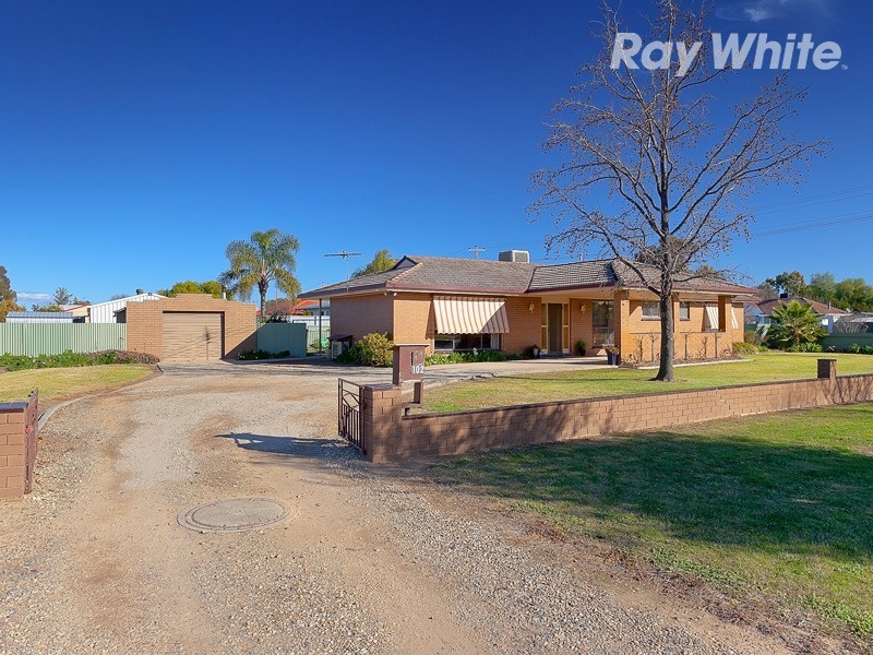102 Pell Street, Howlong NSW 2643