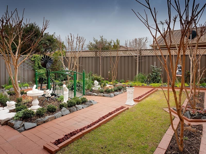 2/6 Graetz Court, Lavington NSW 2641