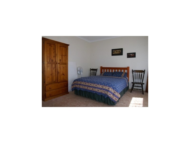 10 Victoria Street, Howlong NSW 2643