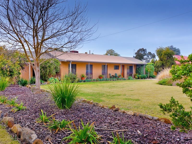 53 Victoria Street, Howlong NSW 2643