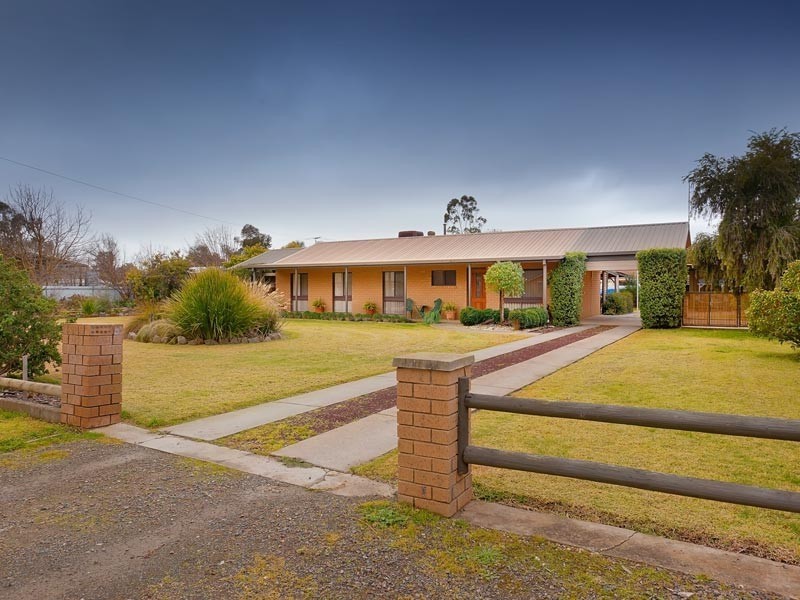 53 Victoria Street, Howlong NSW 2643