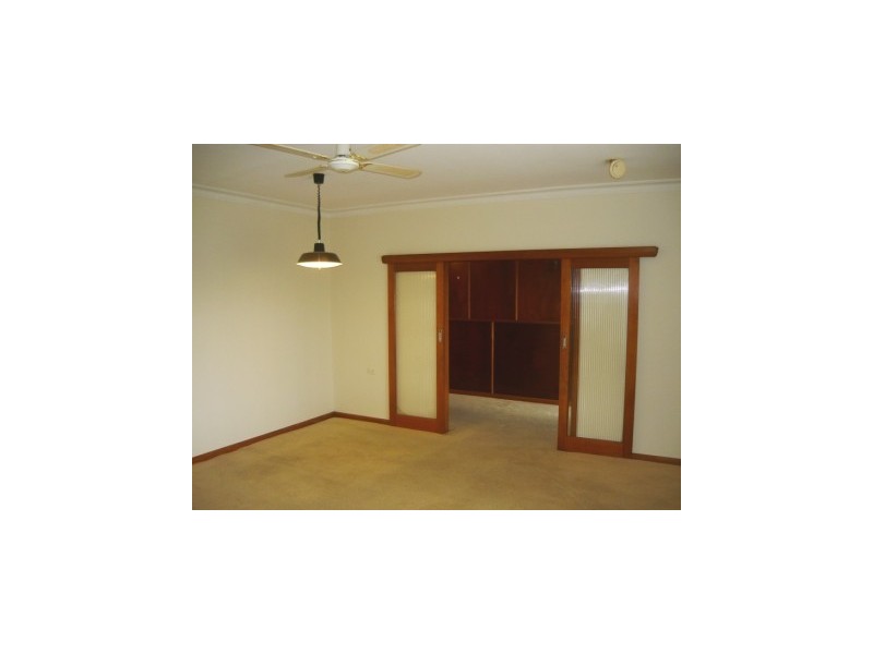 414 Reid Avenue, Lavington NSW 2641