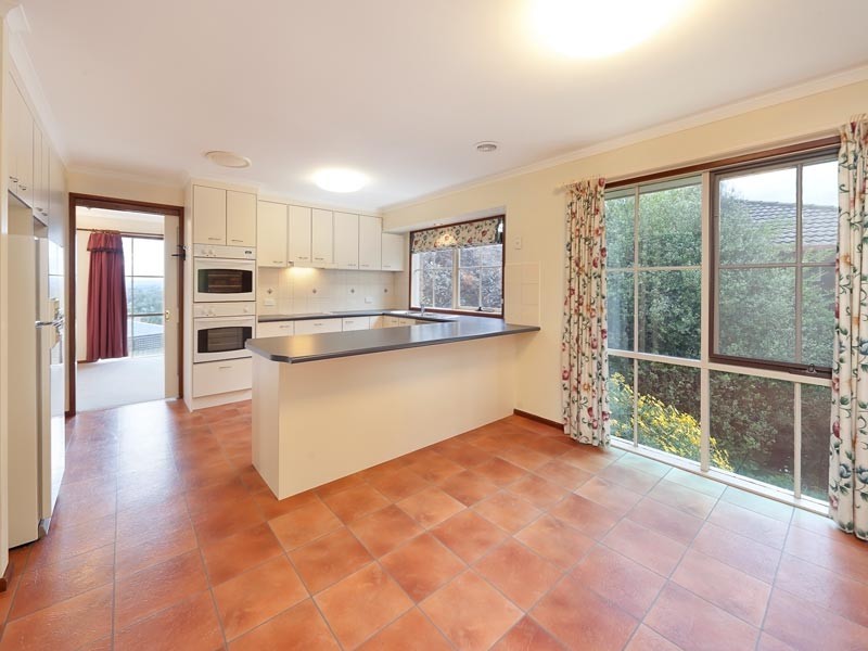 10 Darrung Place, Lavington NSW 2641