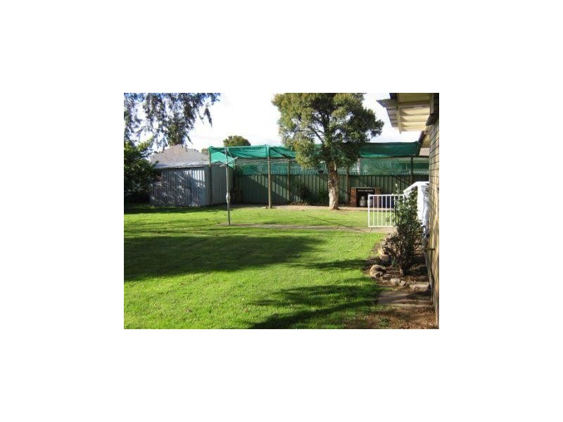 528 Regina Avenue, Albury NSW 2640