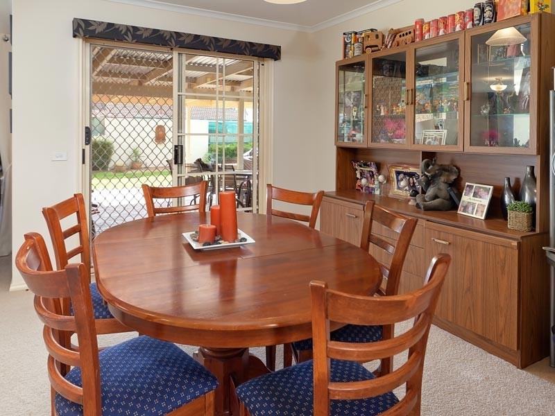 138 High Street, Howlong NSW 2643