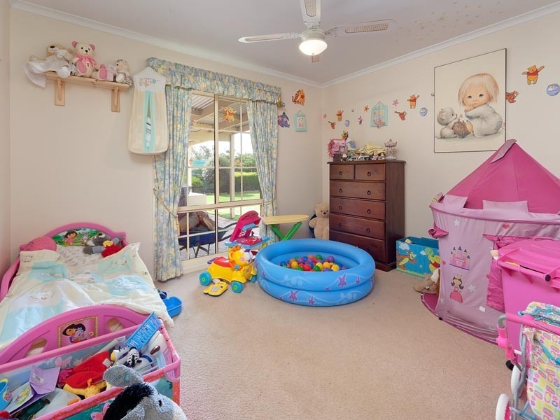 138 High Street, Howlong NSW 2643
