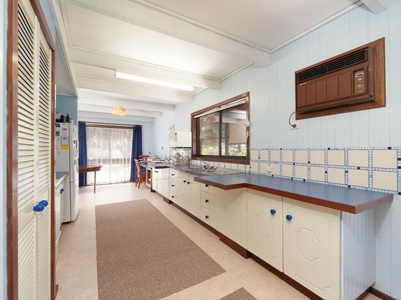 150 Golf Club Drive, Howlong NSW 2643